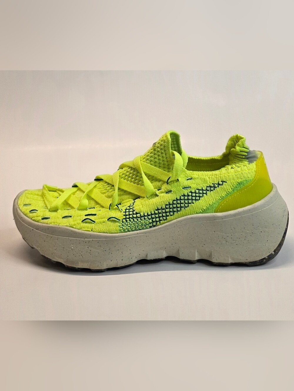 New Nike Space Hippie 04 Shoes Lemon Twist Sneakers Women's Size 7